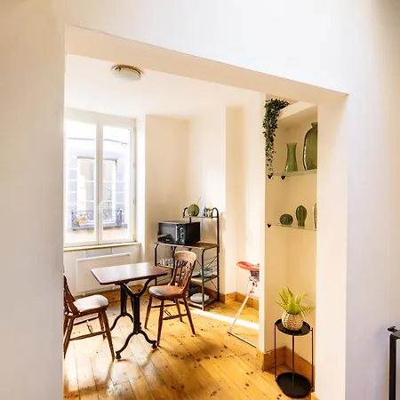 Apartment Cosy & Duplex - Au Coeur De La Vieille